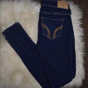 Hollister dark blue jeans